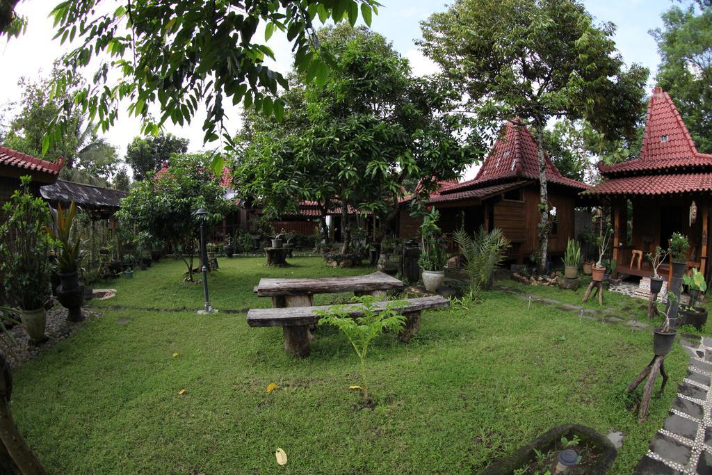 Omah Garengpoeng Guest House Magelang Quarto foto