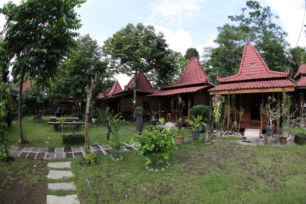 Omah Garengpoeng Guest House Magelang Quarto foto